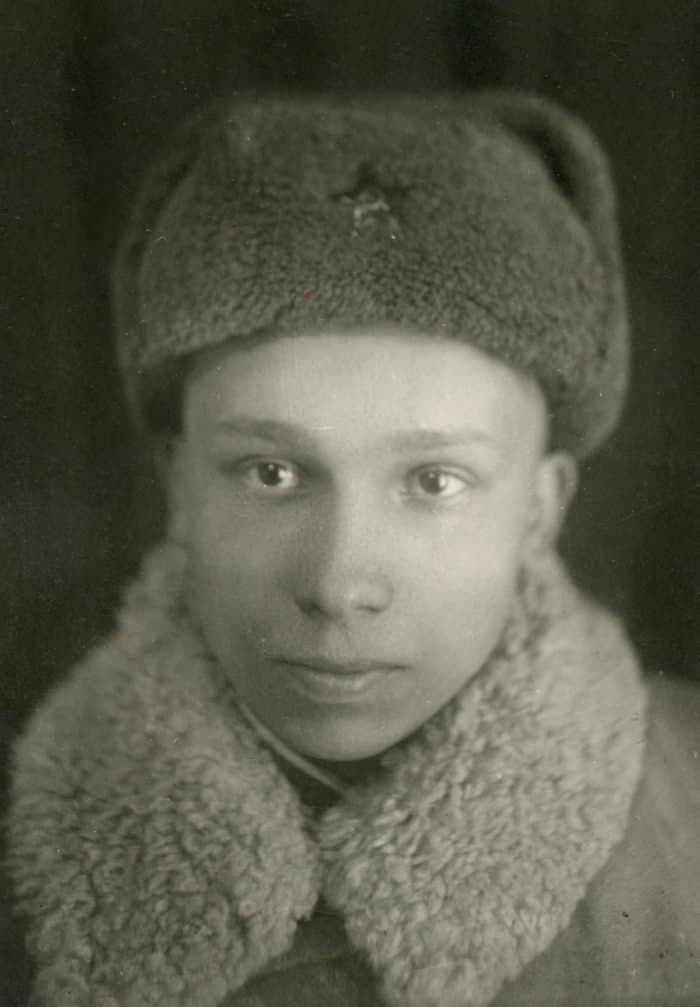 Глеб Каледа на фронте. 1942 г.