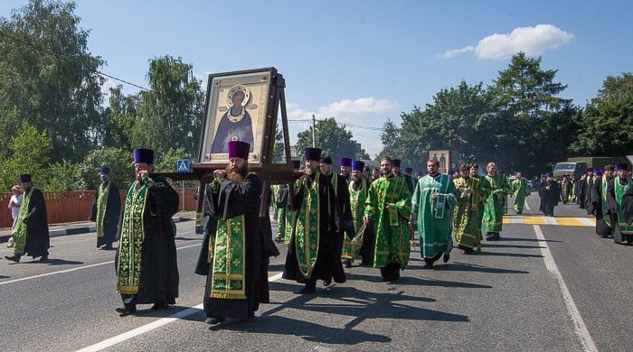 Иконы или идолы? Почему православные почитают святыни?