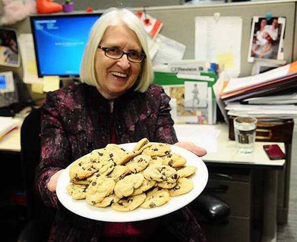 Жительница Канады собрала более 50 тысяч долларов на благотворительность продажей печенья