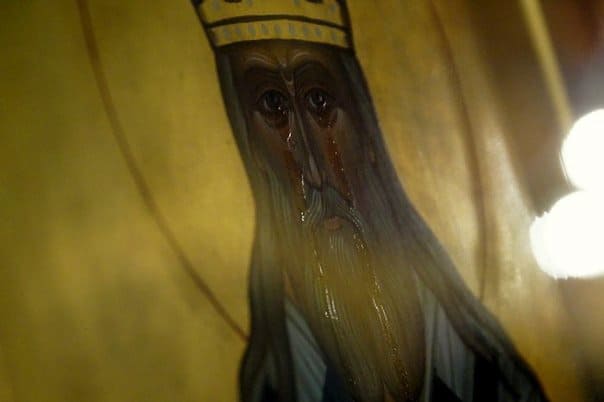 В Хабаровске замироточила икона святителя Иннокентия Московского