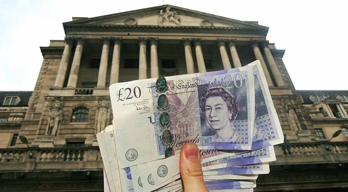 Власти Британии передадут банковские штрафы на благотворительность