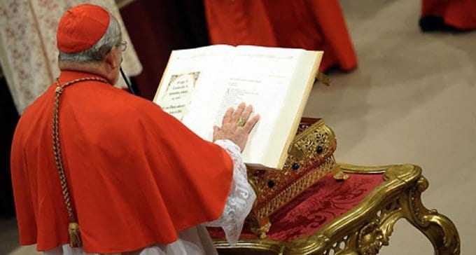 Папу Римского, исцелившего беременную, признали блаженным