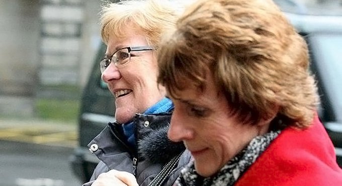 Верующим акушеркам суд Британии отказал в праве не участвовать в абортах