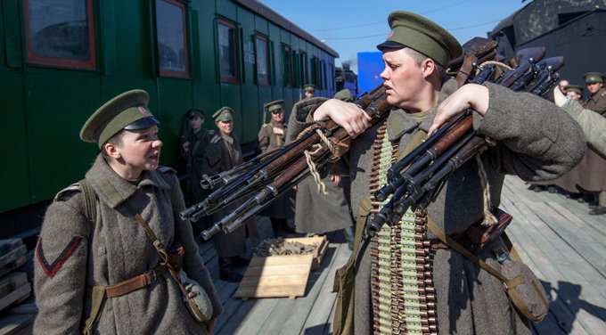 Владимиру Путину понравился фильм про женский батальон