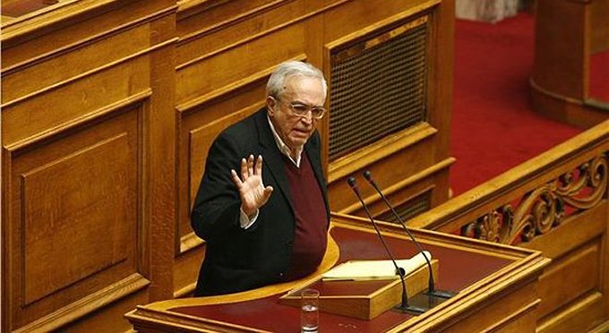 Новые власти Греции решили отделиться от Церкви