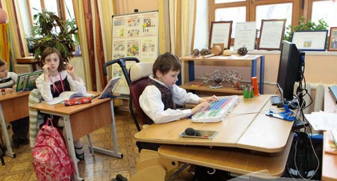 Государство поддержит инклюзивное образование детей-инвалидов