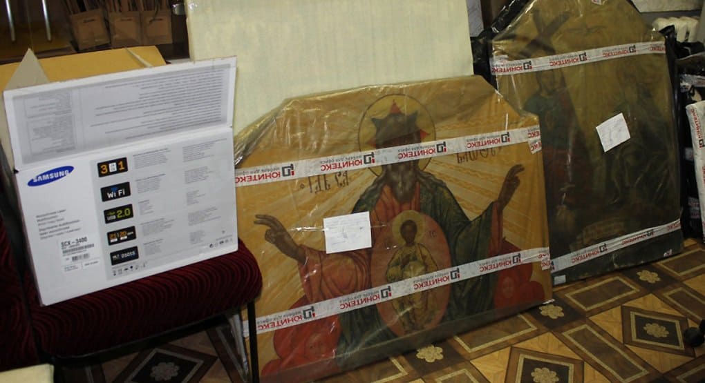 Костромские полицейские спасли от перепродажи 60 древних икон