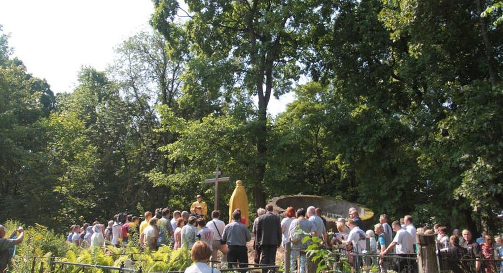 В Пскове установили крест в память о героях «атаки мертвецов»