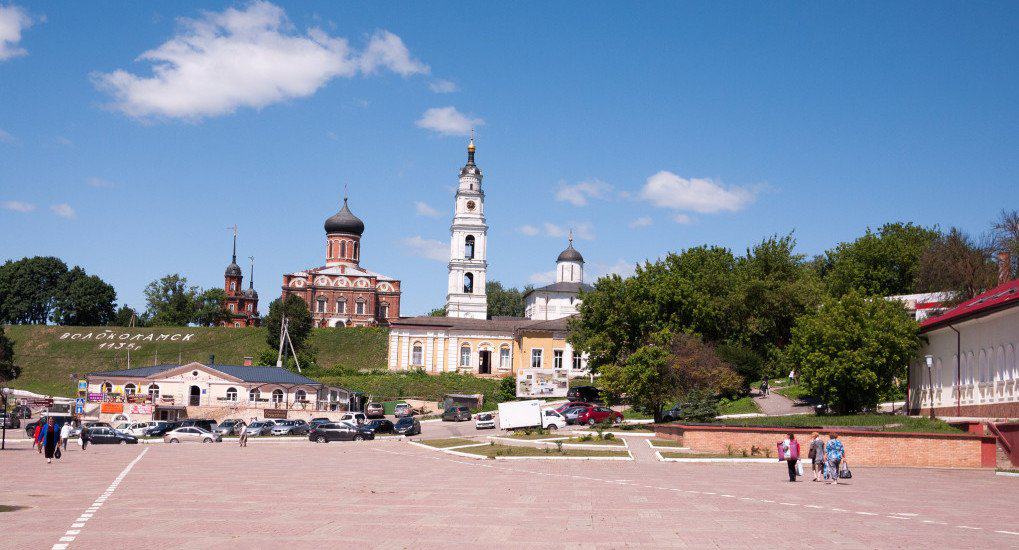 Храмы Волоколамска Воскресенский собор