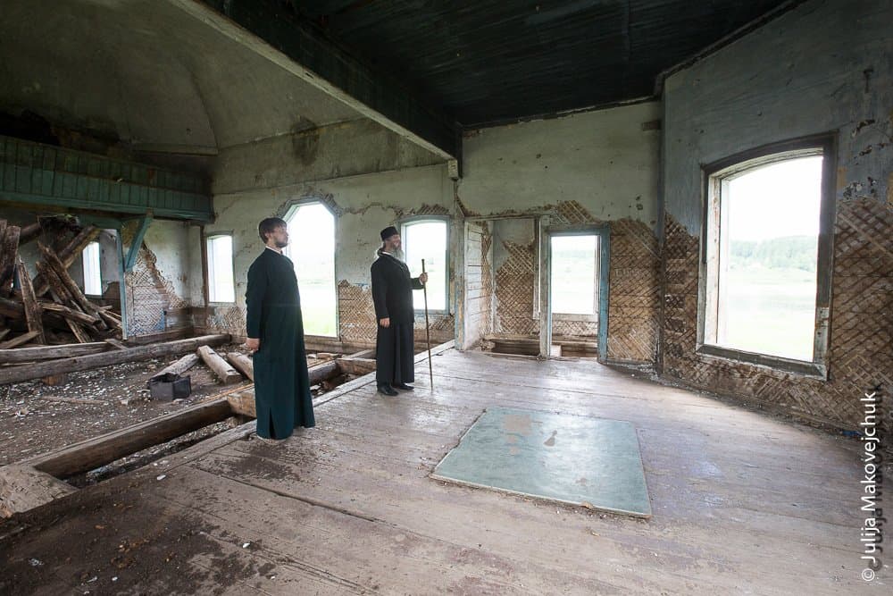 Заброшенный храм в селе Марково