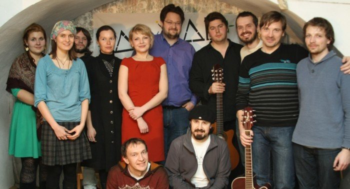Авторы песен и социальные проекты познакомятся на акустическом концерте Даждь-Содружества