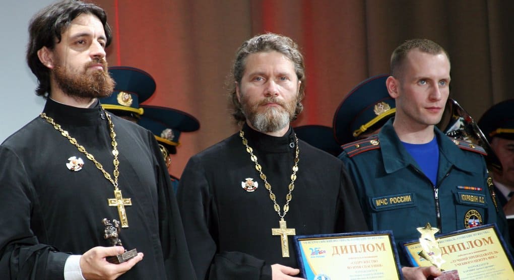 Священники, помогавшие пострадавшим от стихии, победили на фестивале спасателей