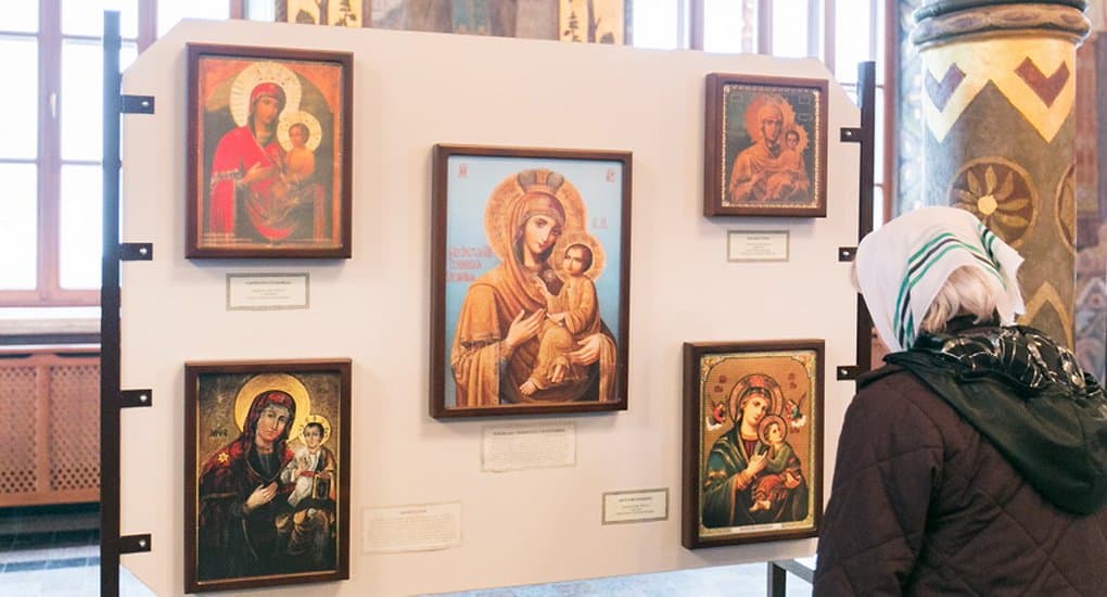 Списки 100 чудотворных икон собрали на выставку в Киево-Печерскую лавру