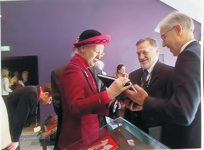 Встреча с Ее Величеством королевой Дании Маргарет II в доме-музее Г. Х. Андерсена. Дания, Оденсе. 2 апреля 2015 г.