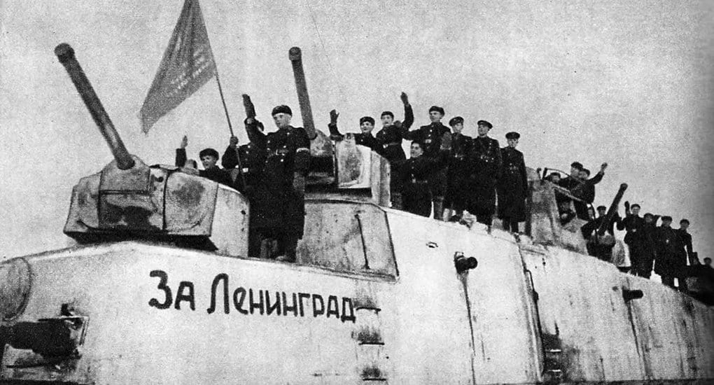 В России вспоминают освобождение Ленинграда от блокады