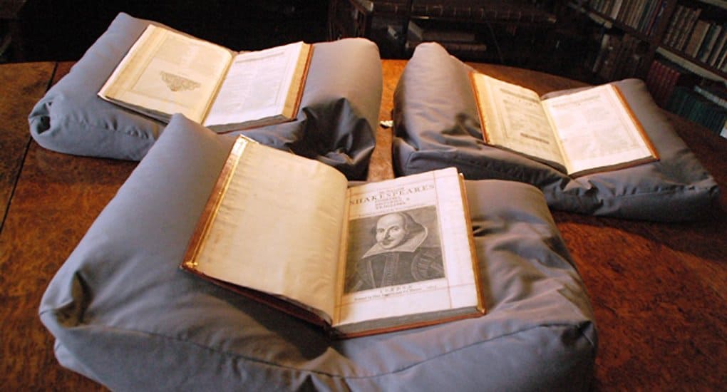Экземпляр первого собрания сочинений Шекспира нашли в шотландском замке