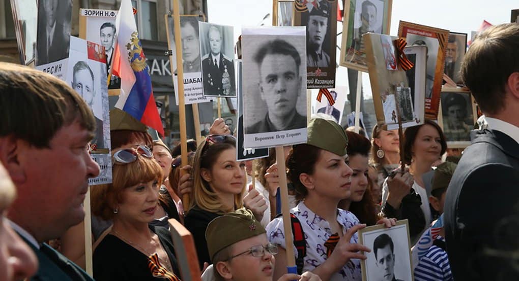 Более 10 миллионов человек прошли в России в «Бессмертном полку»