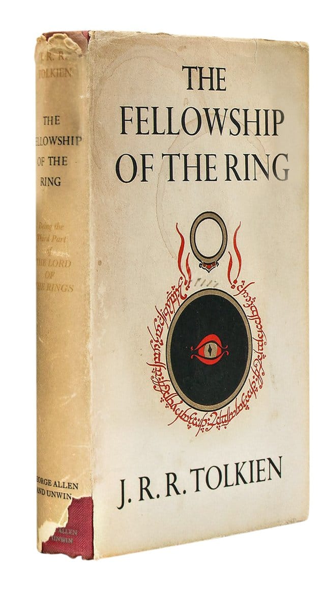 Первая книга трилогии «Властелин колец» в суперобложке, первое издание. Лондон, издательство George Allen & Unwin Ltd, 1954–1955 гг.