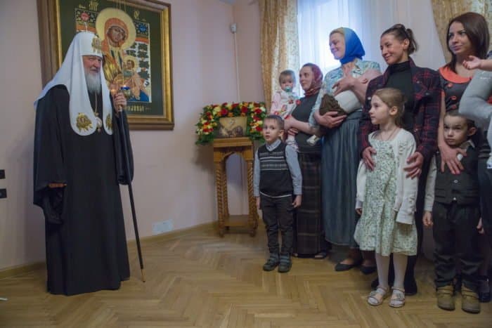 Фото Владимира Ештокина, Посещение Святейшим Патриархом Кириллом «Дома для мамы» в Москве