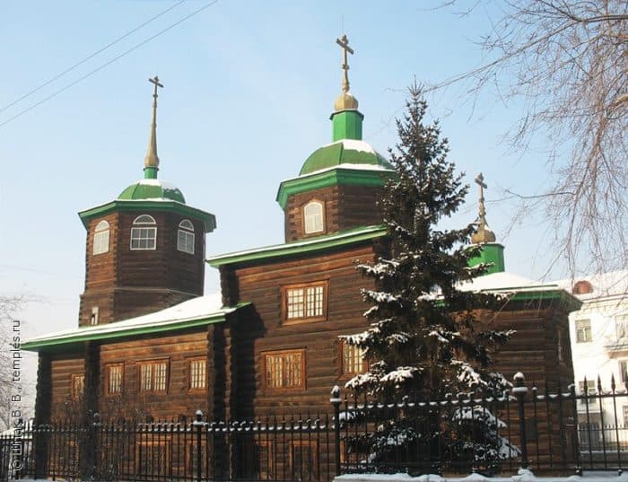 Южный фасад церкви Михаила Архангела в Чите. Фото Шпак В. В.