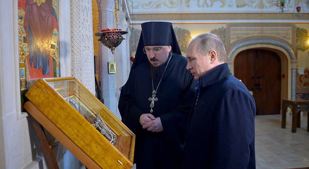 Владимир Путин подарил храму при детском медцентре икону с Афона