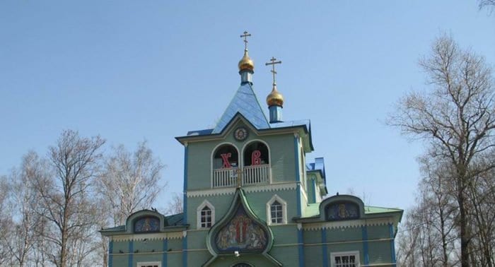 Храм во имя преподобного Серафима Саровского в Санкт-Петербурге