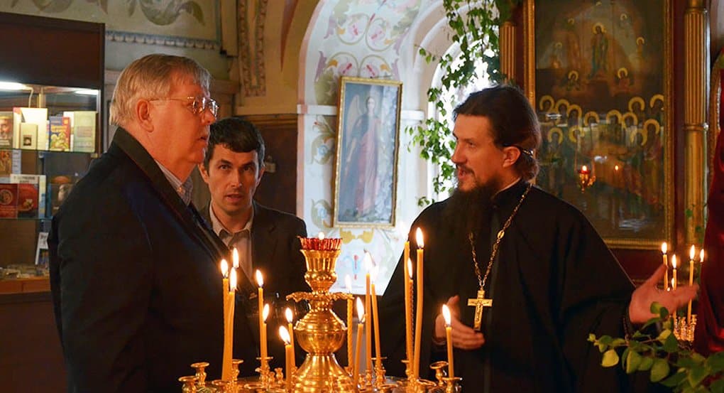 Посол США Джон Теффт узнал о святынях Знаменского монастыря Иркутска