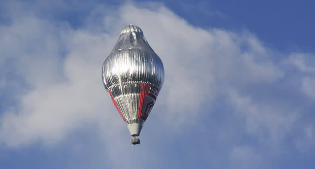 Отец Федор Конюхов установил рекорд высоты полета на воздушном шаре, а теперь идет к финишу