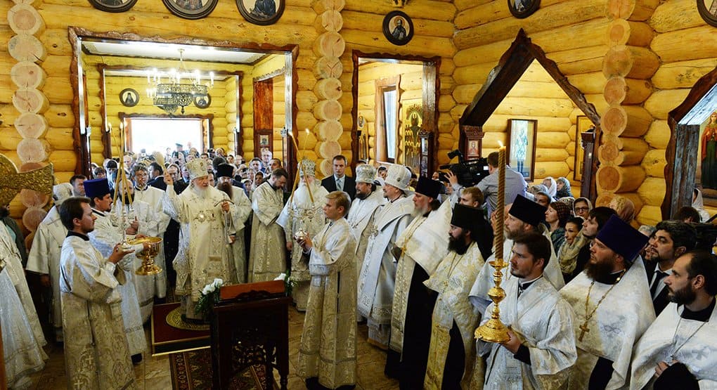 Патриарх Кирилл освятил главный военно-морской собор Кольского севера
