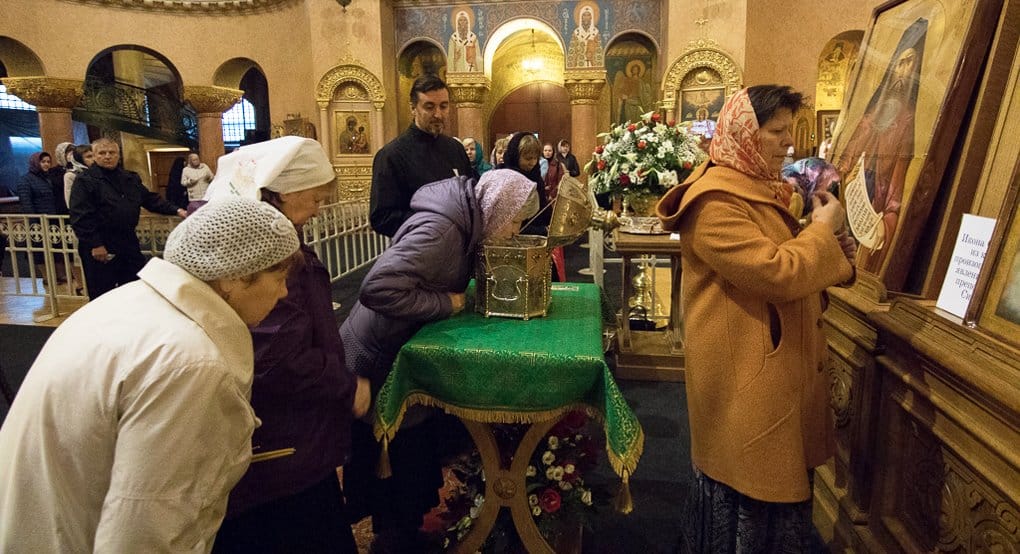 Москва встречает мощи Силуана Афонского, в Петербурге им поклонились 37 тысяч верующих