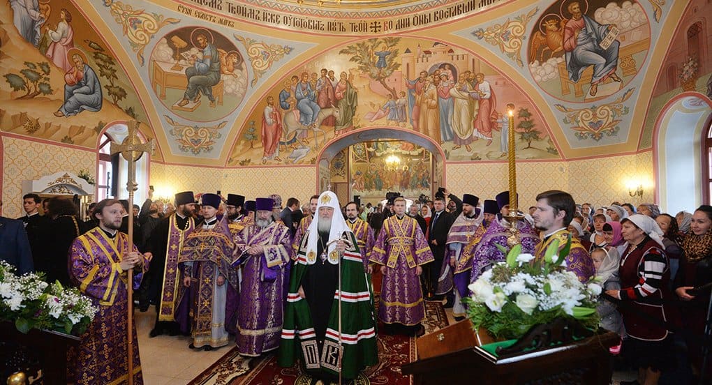 Патриарх Кирилл освятил в Новой Москве восстановленный храм XIX века