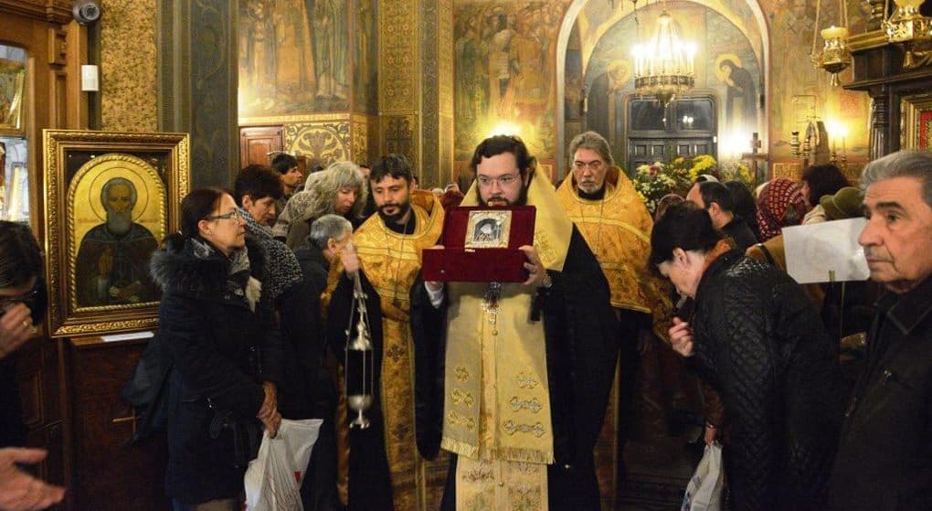 Русская Церковь передала болгарам частицу мощей Луки Крымского