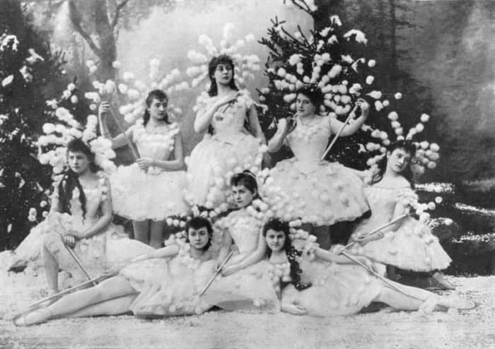 Сцена из балета "Щелкунчик". Мариинский театр, 1892