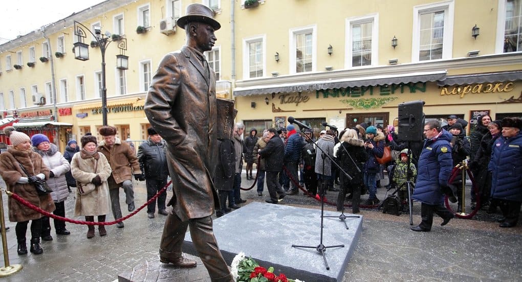 Памятник композитору Сергею Прокофьеву открыли в Москве