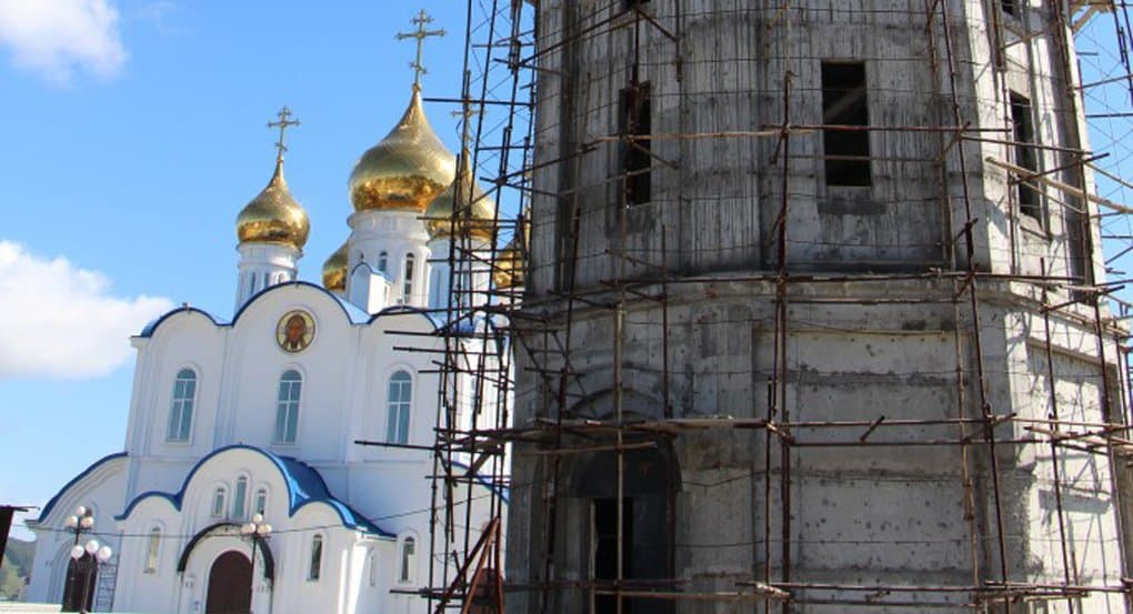 Заключенные на Камчатке помогают в строительстве кафедрального собора