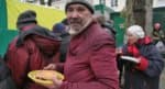 Бездомных Москвы накормят блинами на Масленицу