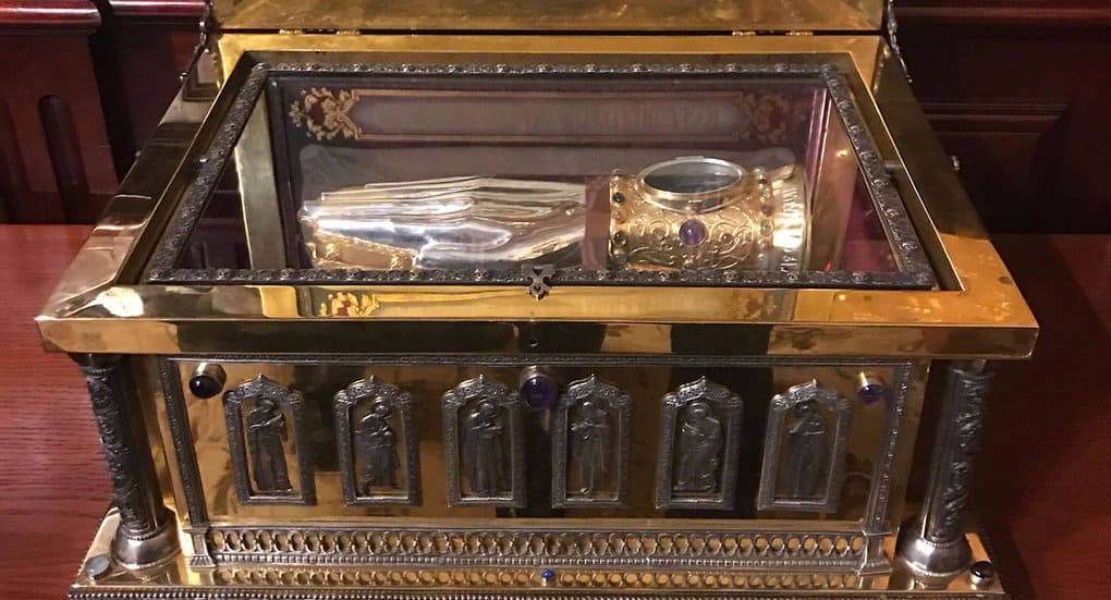 Осенью 2017-го по США провезут ковчег с мощами патриарха Тихона