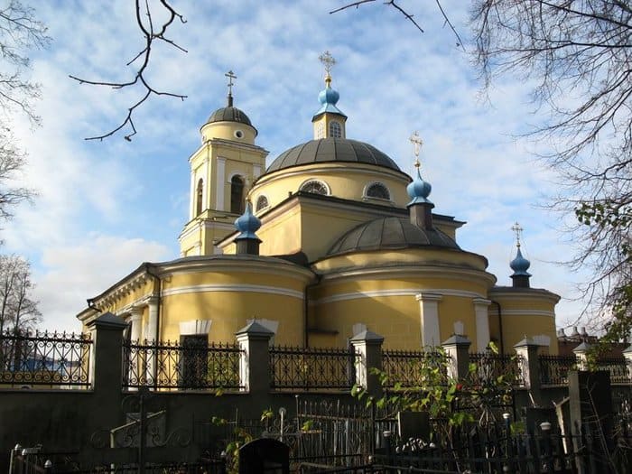 Церкви вернули столичный храм на старинном Миусском кладбище