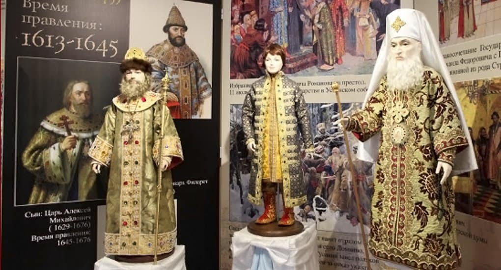 О русских монархах расскажут на уникальной выставке фарфоровых кукол
