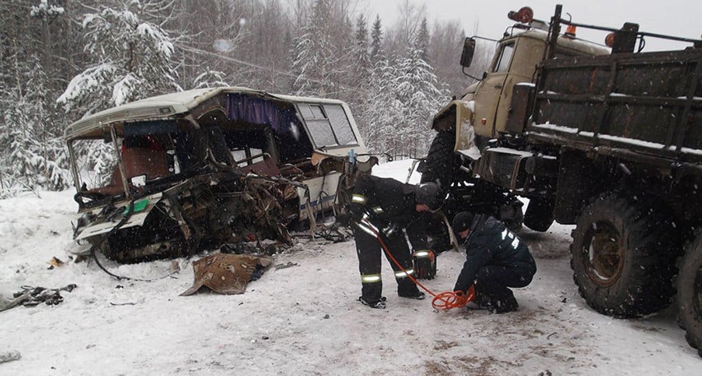 Сыктывкарское духовенство помогает пострадавшим в ДТП с автобусом