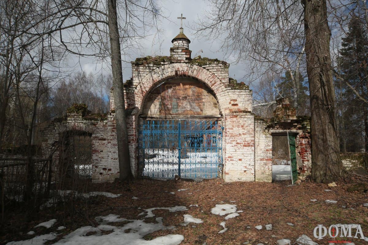 Благовещенский погост. Благовещенское кладбище. Благовещенский Погост история.