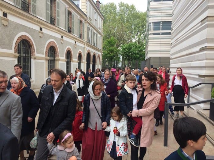 В Русском духовном центре Парижа впервые отпраздновали Пасху