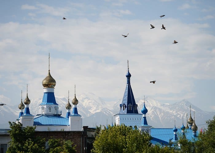 В свой первый визит в Киргизию патриарх Кирилл освятил собор в Бишкеке