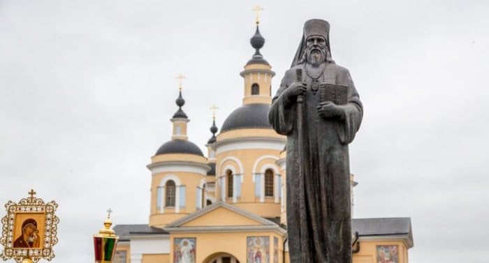 Церковь вспоминает перенесение мощей святителя Феофана Затворника