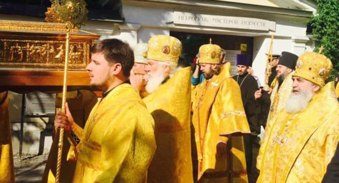 Мощи святителя Николая Чудотворца доставили в Петербург