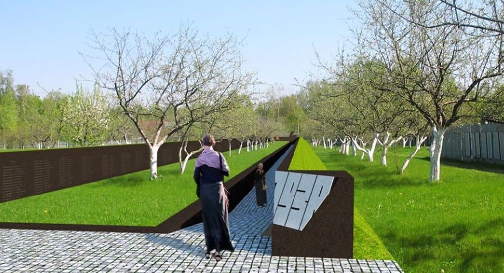 «Сад памяти» жертв репрессий открыли на Бутовском полигоне