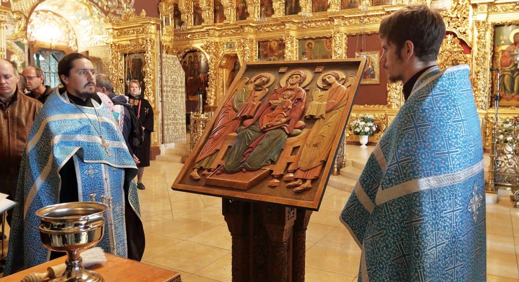 Дому-интернату слепоглухих в Сергиевом Посаде подарили тактильную икону