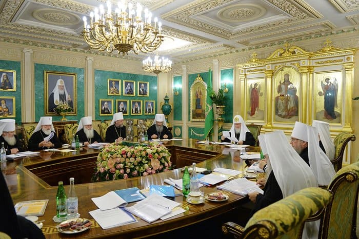 Накануне Архиерейского Собора в Москве прошло заседание Священного Синода