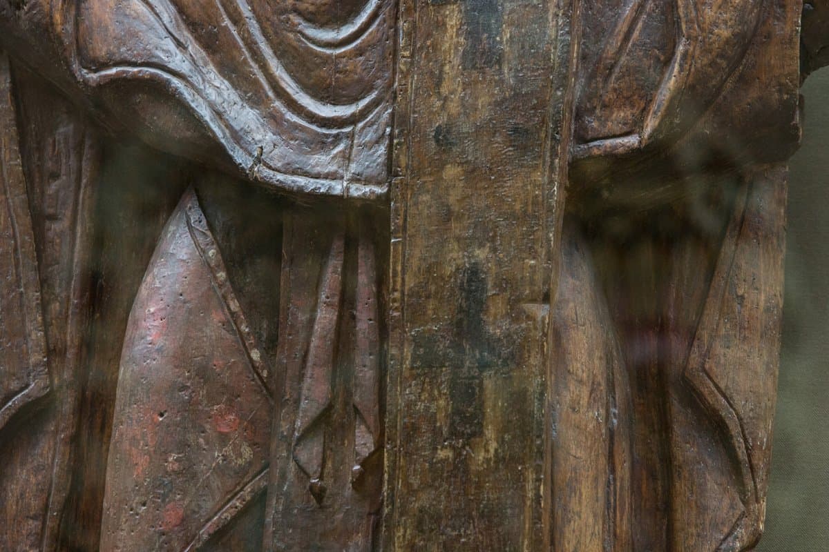 Суть вещей: Деревянная скульптура cвятителя Николая Чудотворца