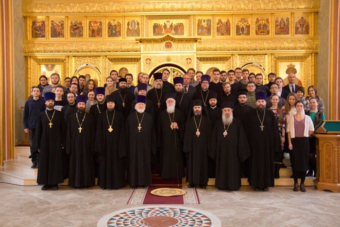 Единственный институт, приносящий любовь - это Церковь, - архиепископ Албанский Анастасий